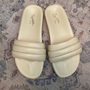 Never Worn Padded Sandals